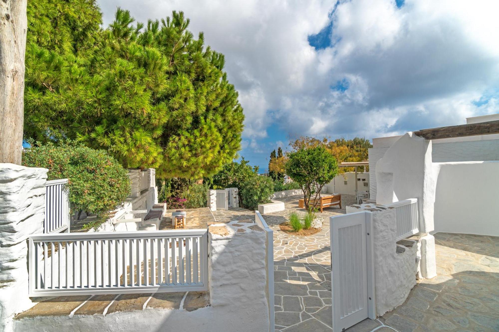 Rabagas Suites Luxury - In The Heart Of Sifnos Apollonía Eksteriør billede
