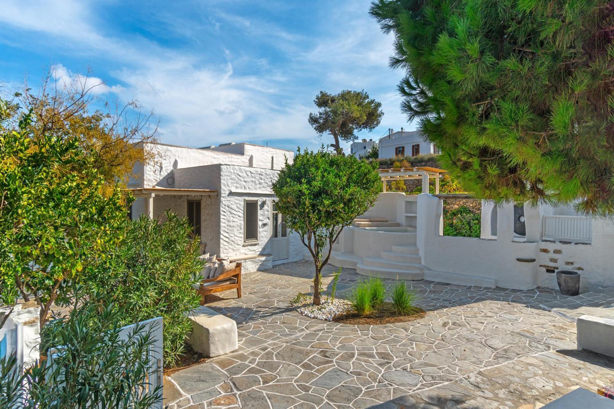 Rabagas Suites Luxury - In The Heart Of Sifnos Apollonía Eksteriør billede