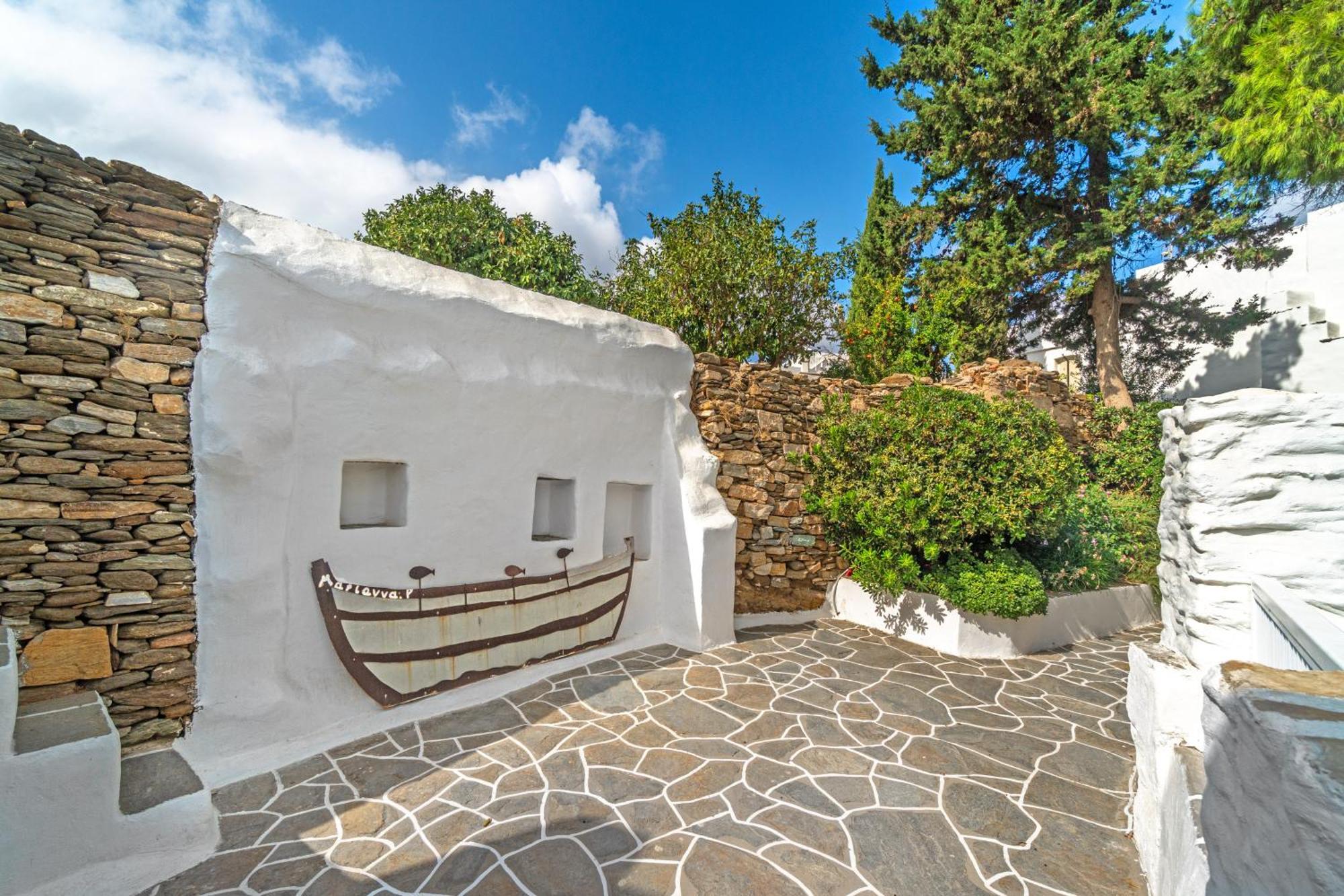 Rabagas Suites Luxury - In The Heart Of Sifnos Apollonía Eksteriør billede